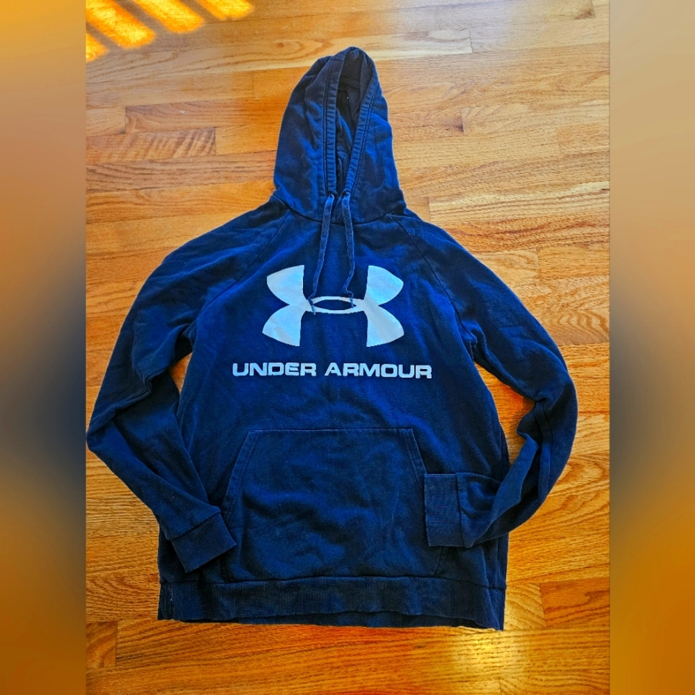 Mens Underarmour Black Sweatshirt
